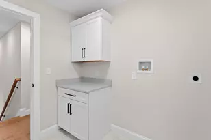 80 Hampstead St, Methuen, MA 01844 - Photo 31