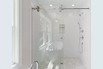 80 Hampstead St, Methuen, MA 01844 - Photo 19