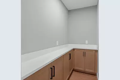 80 Hampstead St, Methuen, MA 01844 - Photo 11