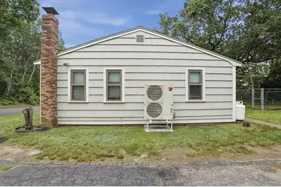 2 Columbus Rd, Plymouth, MA 02360 - Photo 3