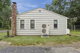 2 Columbus Rd, Plymouth, MA 02360 - Photo 3