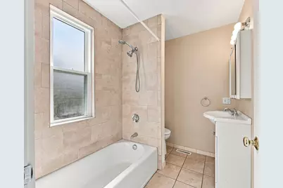 18 Crawford Street, Malden, MA 02148 - Photo 19