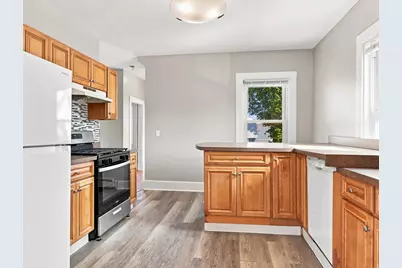 18 Crawford Street, Malden, MA 02148 - Photo 21