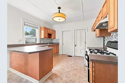 18 Crawford Street, Malden, MA 02148 - Photo 7