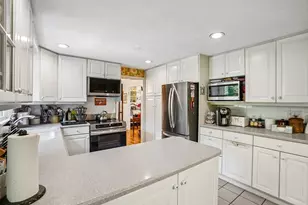 33 Carter Dr, Framingham, MA 01701 - Photo 9