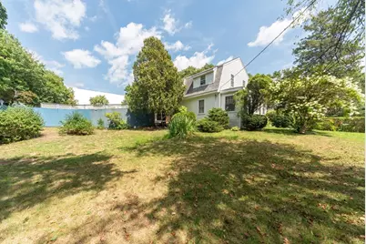 30 Phillips Ave, Stoughton, MA 02072 - Photo 13