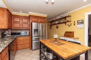 30 Phillips Ave, Stoughton, MA 02072 - Photo 21