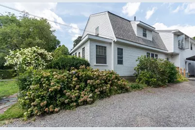 30 Phillips Ave, Stoughton, MA 02072 - Photo 11