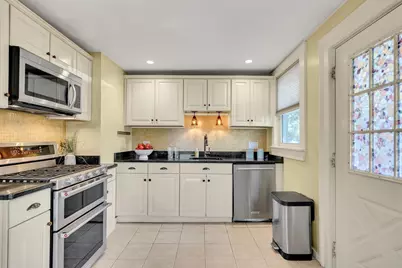 631 Chestnut Hill Ave #631, Brookline, MA 02445 - Photo 11