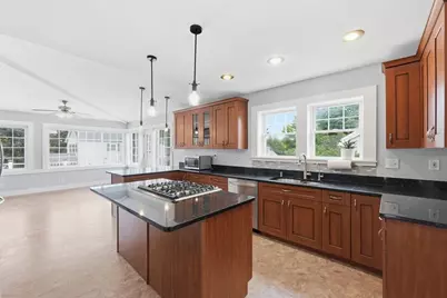117 Cook Ln, Marlborough, MA 01752 - Photo 5