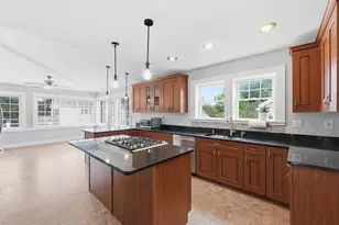 117 Cook Ln, Marlborough, MA 01752 - Photo 5