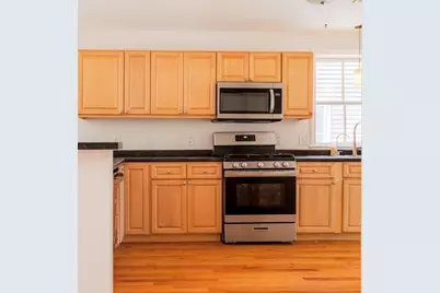 28 Forbes St #1, Boston, MA 02130 - Photo 3