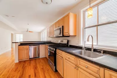 28 Forbes St #1, Boston, MA 02130 - Photo 5