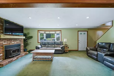 2 Birch St, Oxford, MA 01540 - Photo 5