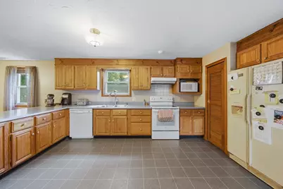 2 Birch St, Oxford, MA 01540 - Photo 11