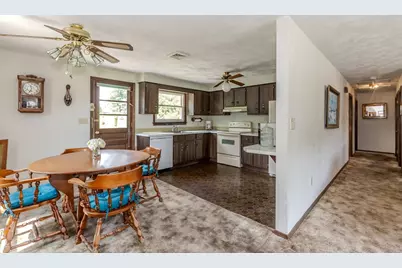 21 Evergreen Drive, Swansea, MA 02777 - Photo 11