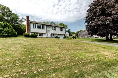 21 Evergreen Drive, Swansea, MA 02777 - Photo 3