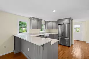 95 Franklin St, Wrentham, MA 02093 - Photo 7
