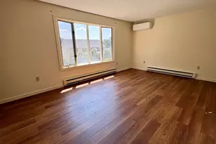 9 Greenhalge St, Worcester, MA 01604 - Photo 5