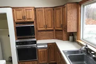 115 Vine St, Saugus, MA 01906 - Photo 11