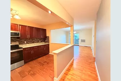 116 Spring. St #C10, Boston, MA 02132 - Photo 3