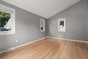 31 Blithewood Ave, Worcester, MA 01604 - Photo 17