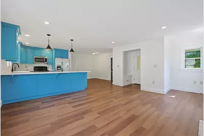 109 Pine Street, Franklin, MA 02038 - Photo 9