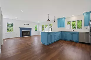 109 Pine St, Franklin, MA 02038 - Photo 7