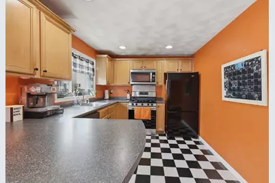 28 Groveland Commons Way #28, Groveland, MA 01834 - Photo 11