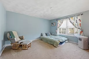 28 Groveland Commons Way, Groveland, MA 01834 - Photo 15
