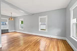 16 Lochwan St, Winchester, MA 01890 - Photo 3