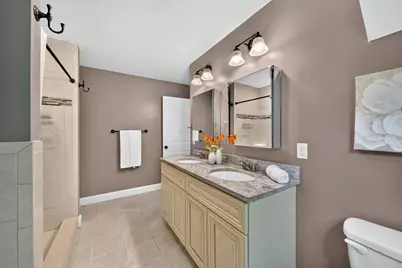89 Overland Rd #2, Waltham, MA 02451 - Photo 21