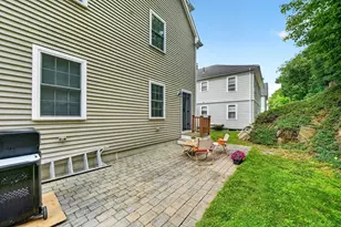 89 Overland Rd, Waltham, MA 02451 - Photo 7