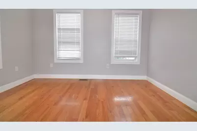 2 Antwerp St #1, Milton, MA 02186 - Photo 7