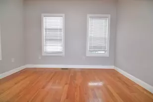 2 Antwerp St, Milton, MA 02186 - Photo 7