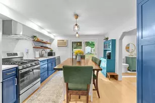 31 Merrimac St, Amesbury, MA 01913 - Photo 3