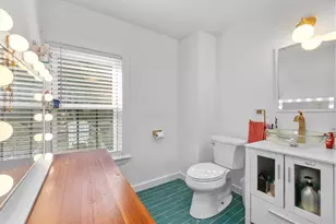 31 Merrimac St, Amesbury, MA 01913 - Photo 17