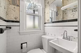 12 Oakridge St, Boston, MA 02124 - Photo 23