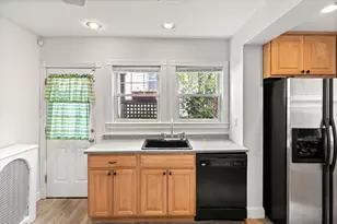 12 Oakridge St, Boston, MA 02124 - Photo 3