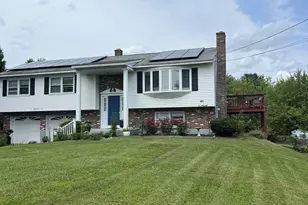 27 Hill St, Leominster, MA 01453 - Photo 3