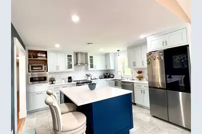 27 Hill St, Leominster, MA 01453 - Photo 19