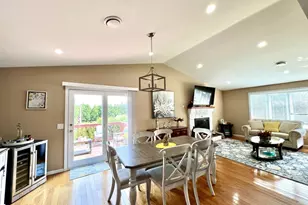 27 Hill St, Leominster, MA 01453 - Photo 15