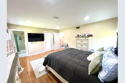 27 Hill St, Leominster, MA 01453 - Photo 27