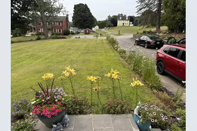 27 Hill St, Leominster, MA 01453 - Photo 7