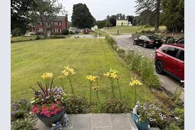 27 Hill St, Leominster, MA 01453 - Photo 7