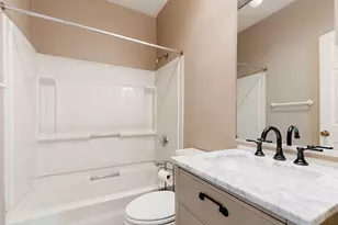 42 Broad St, Salem, MA 01970 - Photo 19