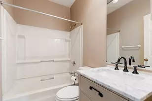 42 Broad St, Salem, MA 01970 - Photo 19