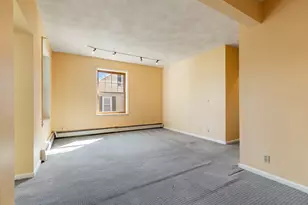 42 Broad St, Salem, MA 01970 - Photo 11