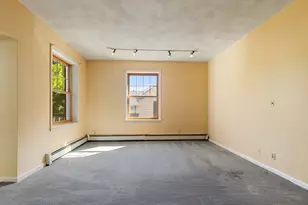42 Broad St, Salem, MA 01970 - Photo 9