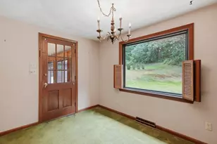 9 Conestoga Rd, Chelmsford, MA 01824 - Photo 5